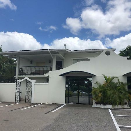 Palms Hotel Trinidad Arouca Buitenkant foto